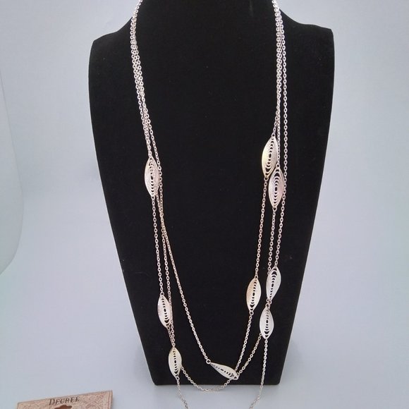 necklace and earring set. different brands - Picture 4 of 7